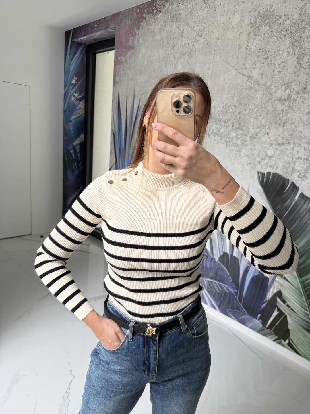 Dzianinowy golf - STRIPE - kremowy zdjęcie 4