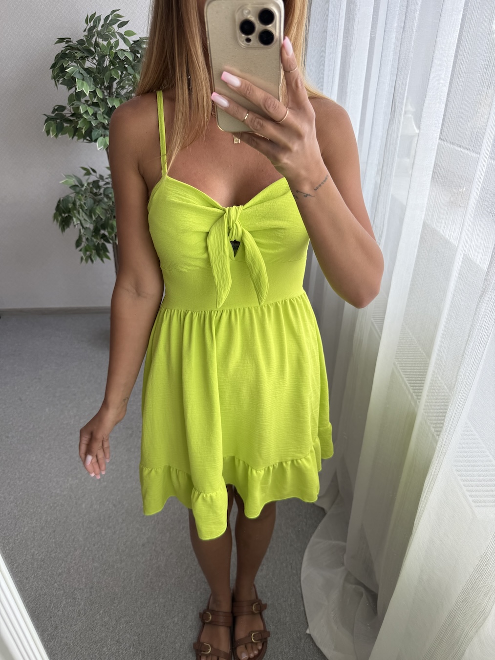 Sukienka TIANA - limonkowa zdjęcie 2