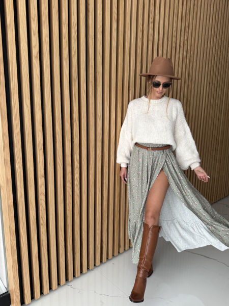 Spódnica z wysokim rozcięciem MAPLE - zielona w kwiatuszki  