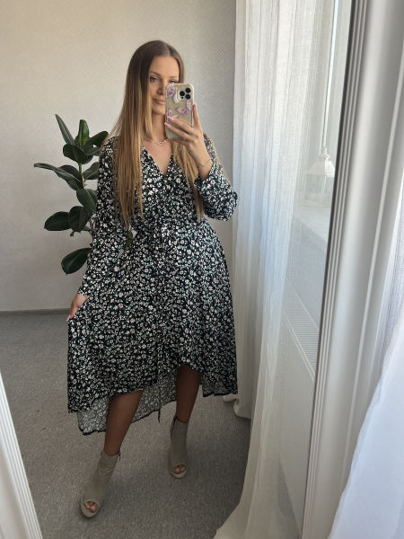 Sukienka typu warp MORIS - czarna białe kwiatuszki