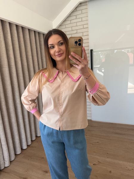 Bawełniana koszula z kołnierzykiem wykończonym koronką - beżowa 