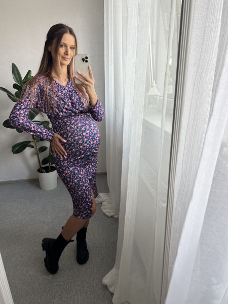 Dopasowana sukienka NORA - niebiesko różowe kwiatuszki 