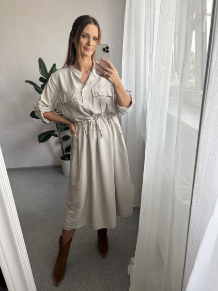 Sukienka z wiskozy kreszowanej - jasny beżowy 