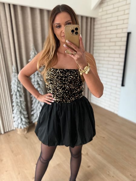 Cekinowa sukienka bombka z szortami DREAM - złote wykończenia 