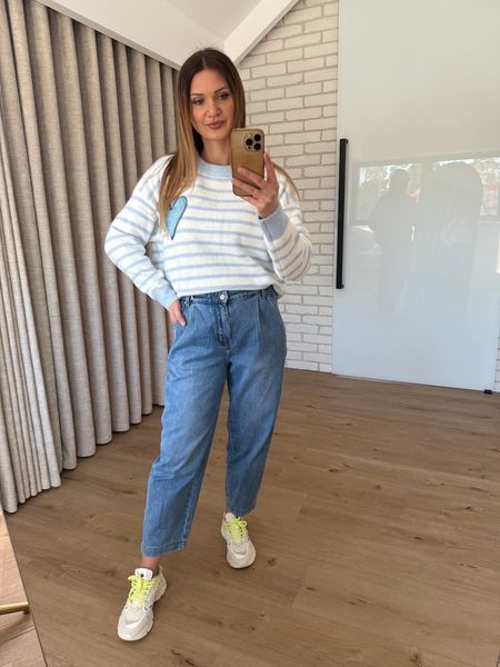 Sweter w paski z serduszkiem - niebieski ( wiskoza ) 