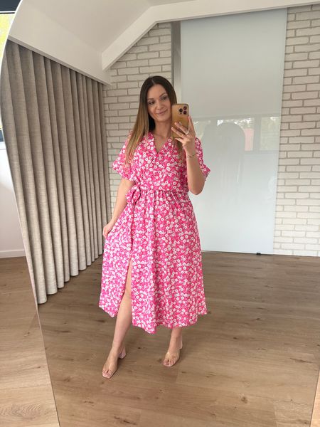 Sukienka RISHIKA - fuksja  